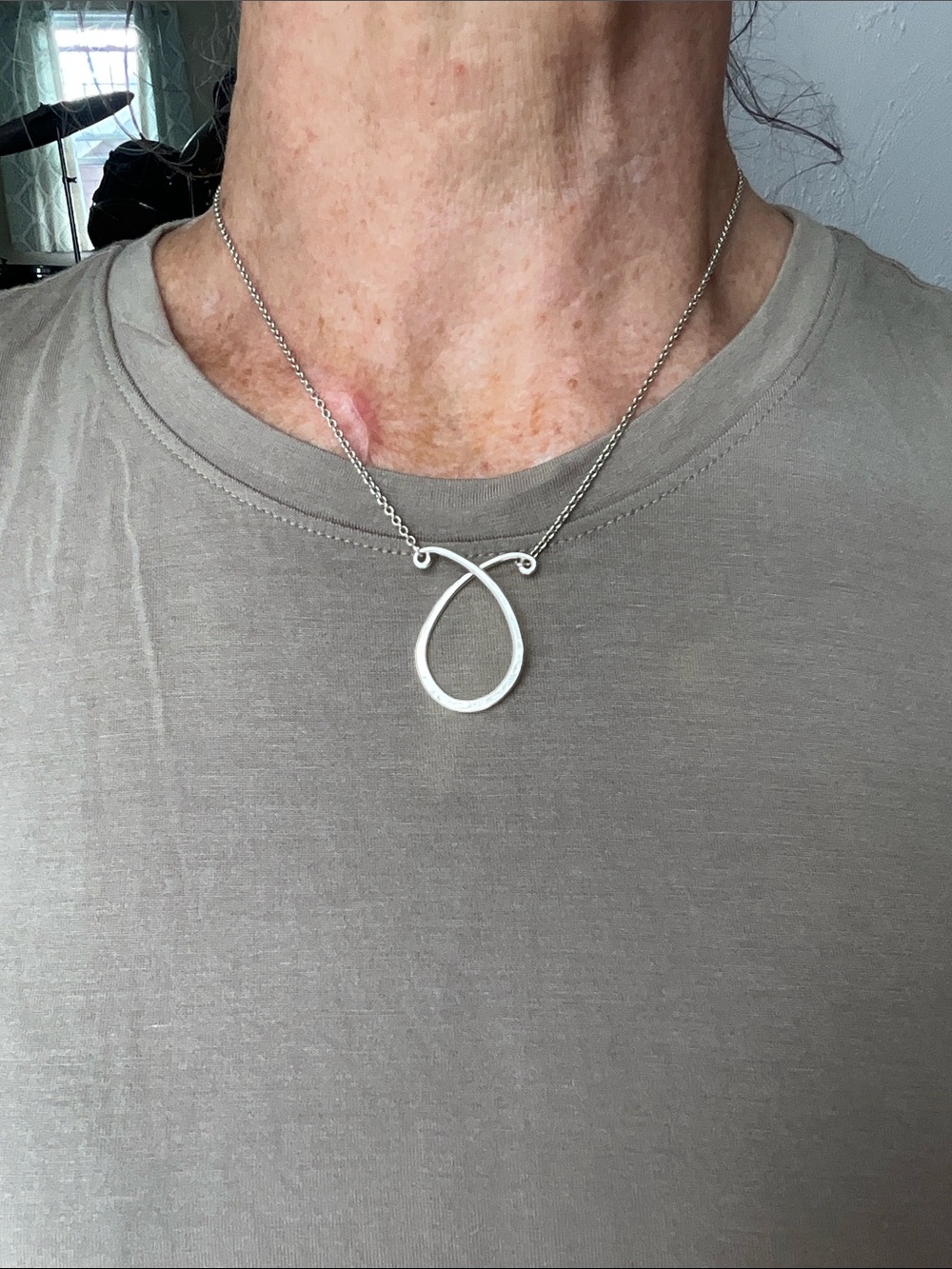 James Avery retired loop charm holder necklace - Picture 6 of 7
